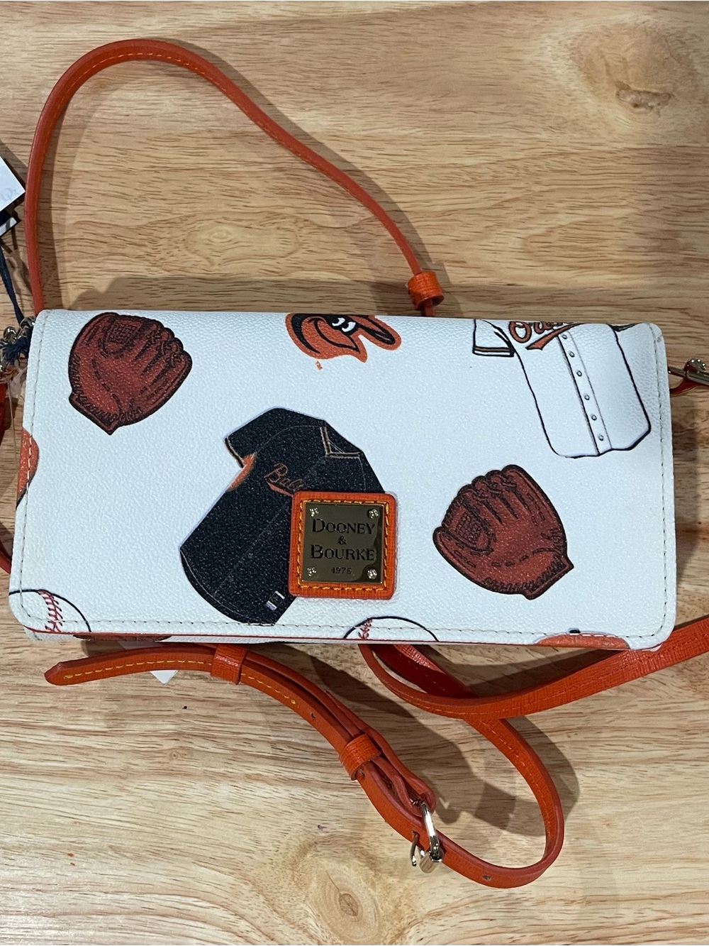 NWT Baltimore Orioles Dooney & Bourne Crossbody